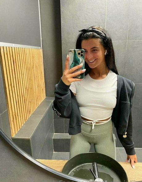 call me juliia modelo adulto imágenes