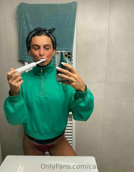 call me juliia xxx pornstar pics