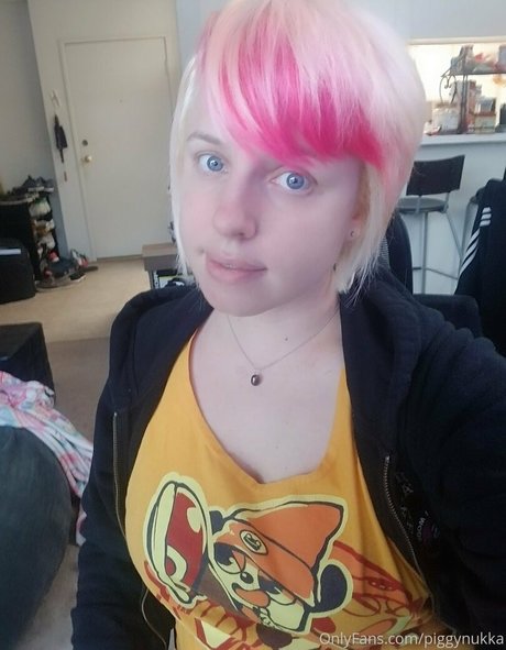 piggynukka desnudos de modelos imagen