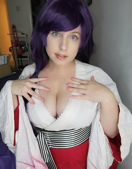 piggynukka actriz erótica imagen