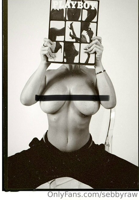 sebbyraw estrella porno desnuda galerías