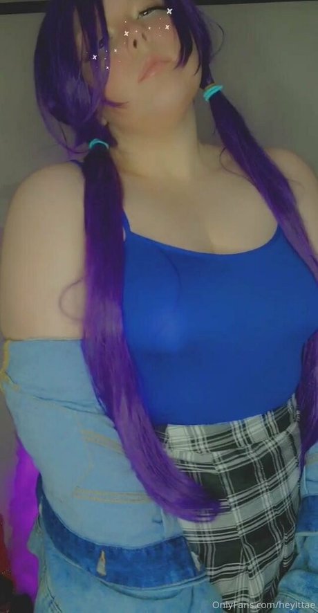 heyittae actriz libre fotos