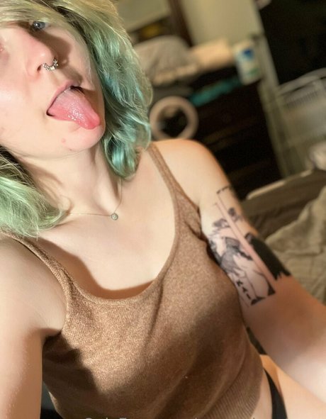 curvy blonde onlyfans art nude galleries
