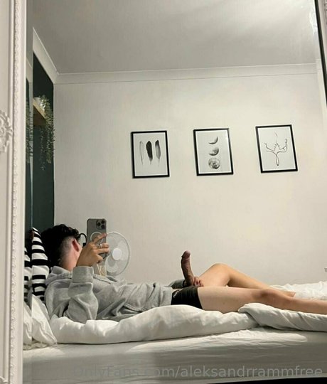 aleksandrrammfree bonita modelo foto