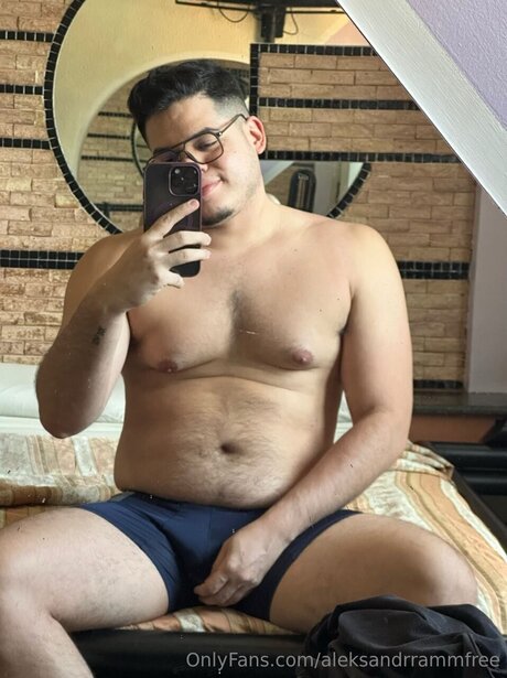 aleksandrrammfree étoile nue des photos