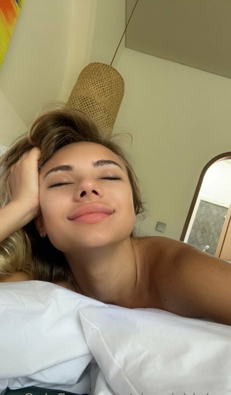 Cherrishluluu star du porno xxx des photos