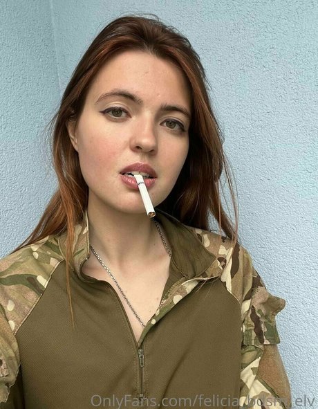 felicia baby nus étoiles img