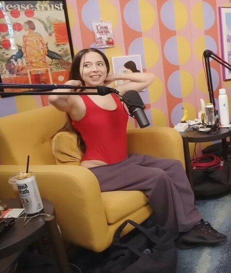 Esther Povitsky arte estelar recopilación