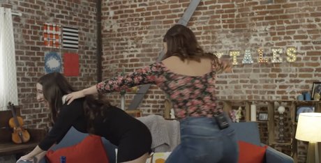 Esther Povitsky star du porno hd galeries