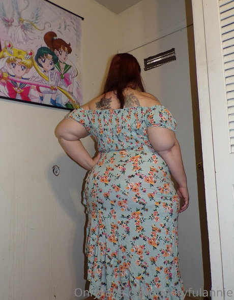 bootyfulannie estrella del sexo galerías