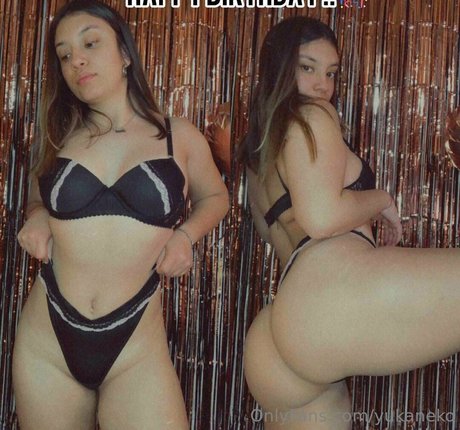 yukaneko estrella porno atractiva fotos