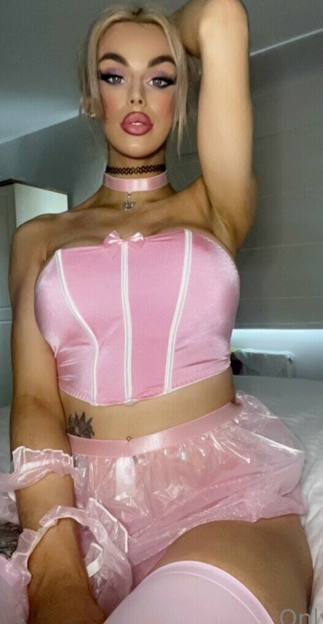 Malibu merc desnudos de modelos fotos