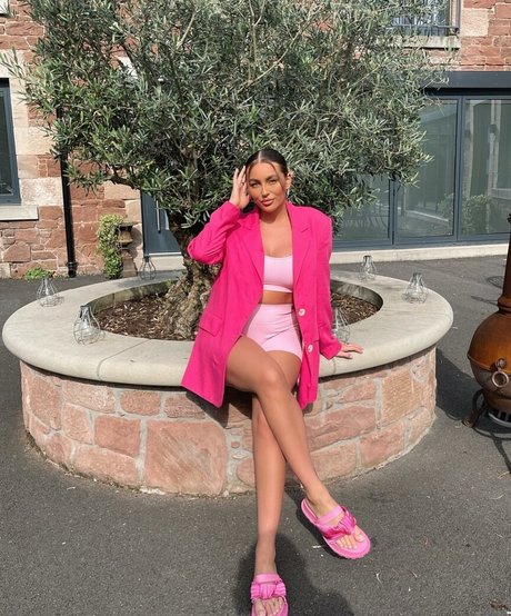 Danielle Tilly Wright estrella porno atractiva galería