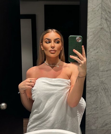 Danielle Tilly Wright jolie actrice archive