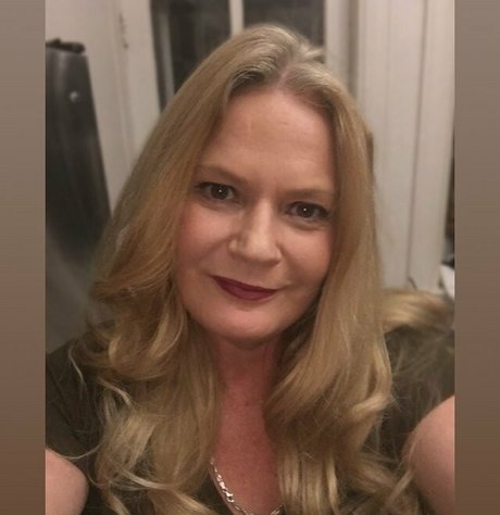 uniquilyyours nus étoiles galeries