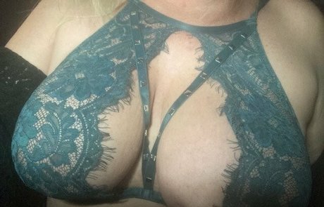 uniquilyyours desnudos estrella recopilación