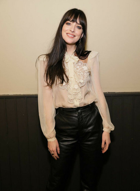 Dakota Johnson xxx estrella porno galerías