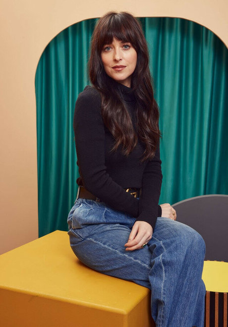 Dakota Johnson libre de estrellas foto