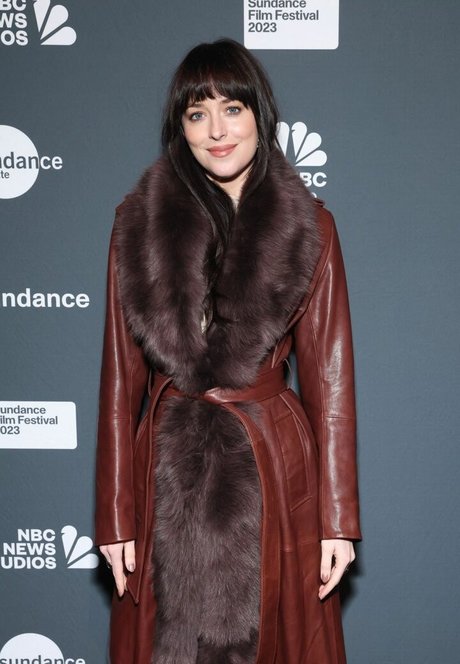 Dakota Johnson modelo atractivo recopilación