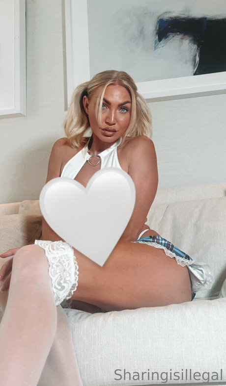 thenakednorwegian estrella foto