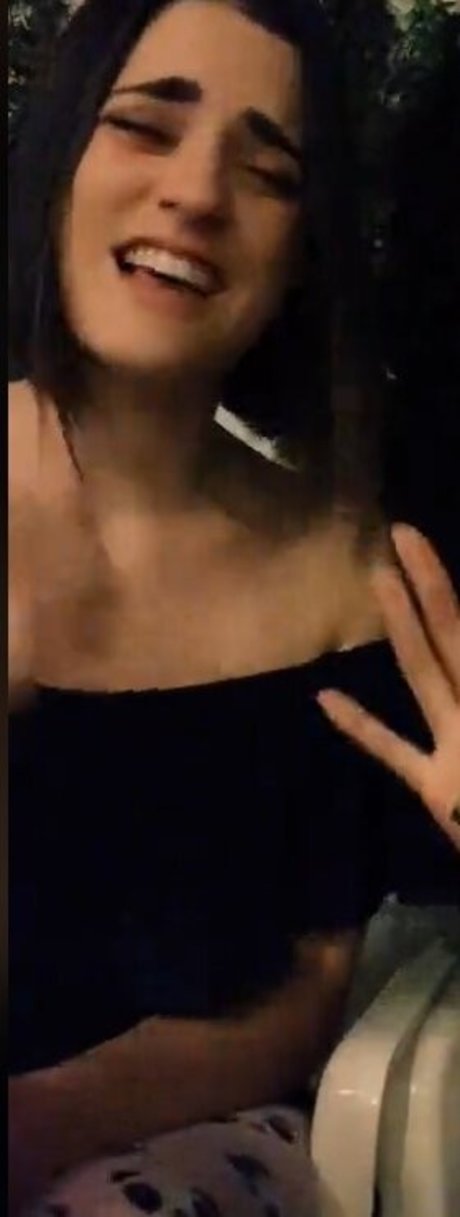 Ophelie Rullier estrella bonita galerías