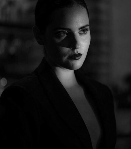 Ophelie Rullier estrella porno erótica imágenes