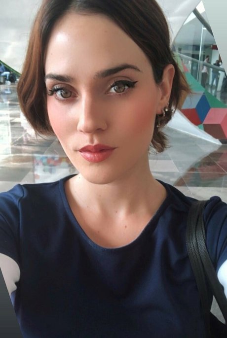 Ophelie Rullier buen modelo archivo