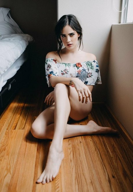 Ophelie Rullier estrella de alta calidad archivo