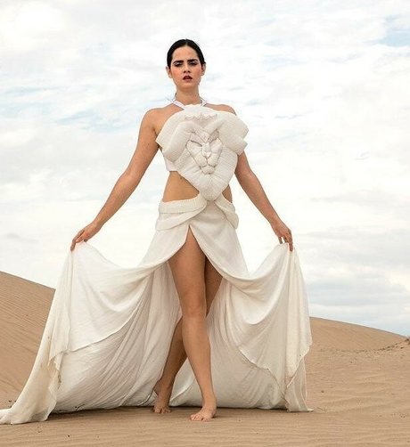 pieds de grand-mère onlyfans art sympa des photos