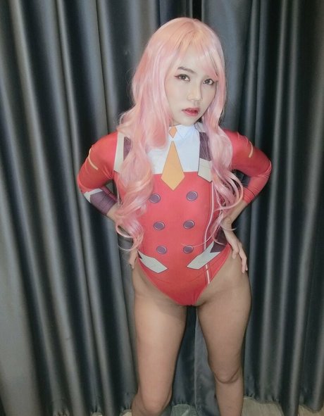 Darkrabbithouse estrella porno desnuda foto