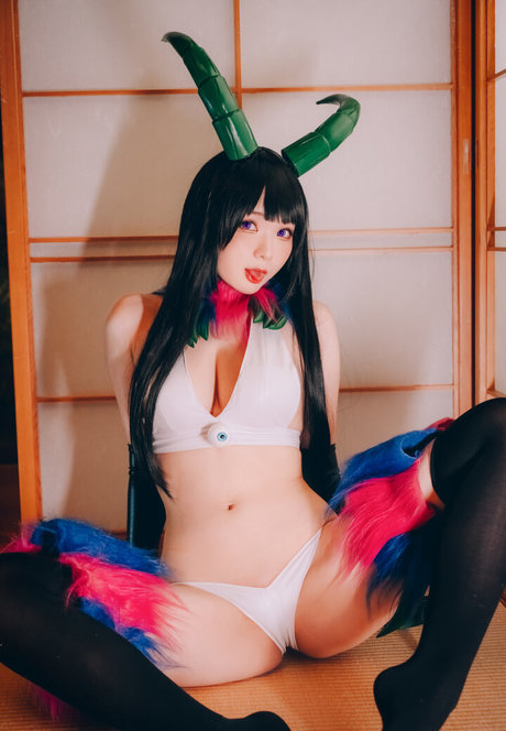 Shimo actrice parfaite photos