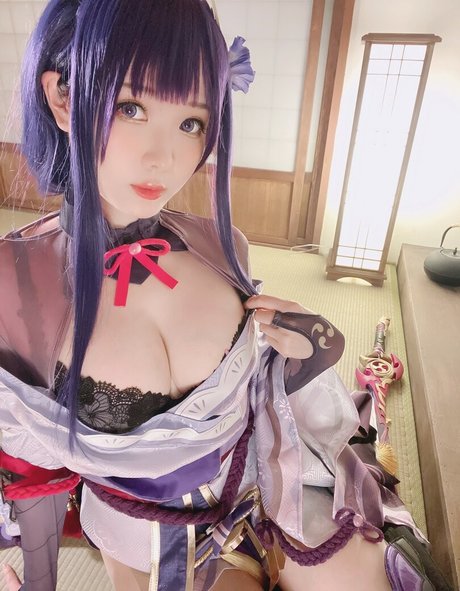 Shimo buena estrella porno fotos