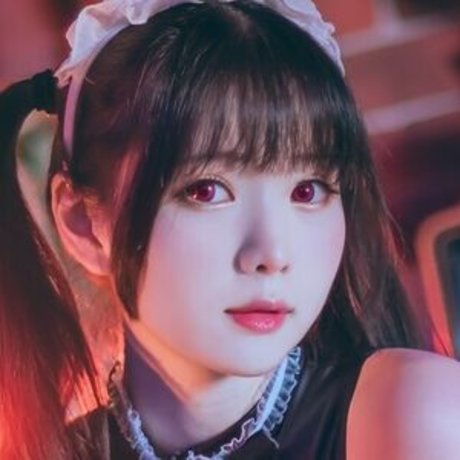 Shimo hermosa modelo foto