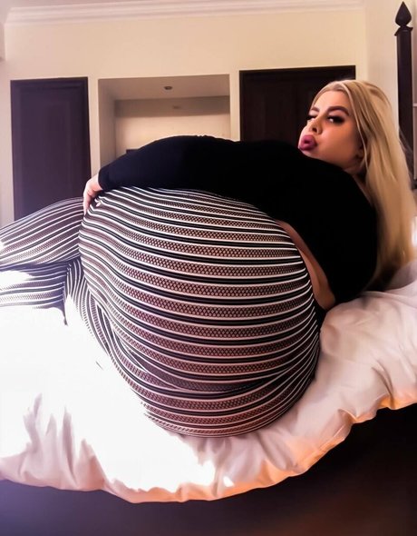 natashacrown free modèle pornographique des photos