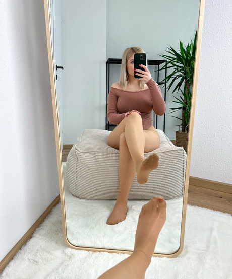 bellas paws actrice sexy collection