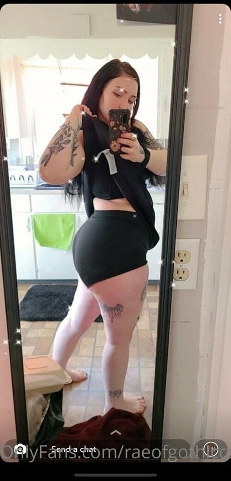 raeofgothiccsunshine model hot photo