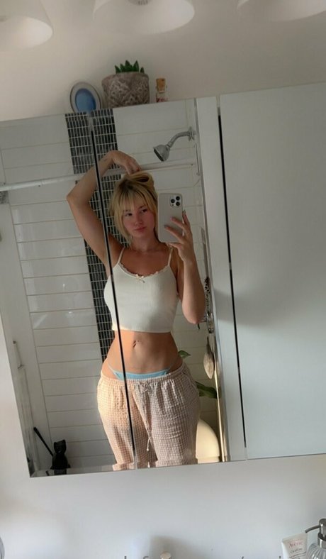 Ébano tetas grandes onlyfans mejor hermosa foto