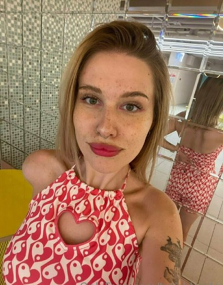 tati blonde beau modèle photos