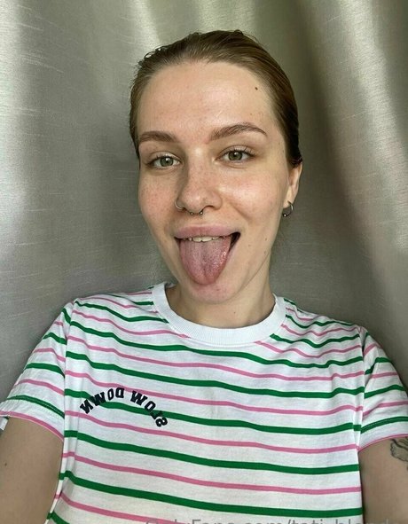 tati blonde estrella porno erótica imágenes