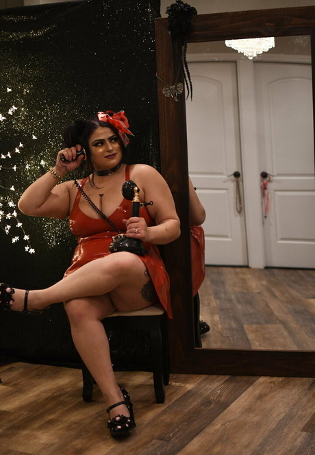 moodymusings modelo sexual fotos