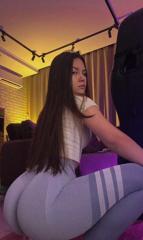 olesyaliberman estrella porno desnuda imagen