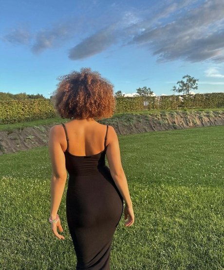 Conejito negro onlyfans adulto xxx foto