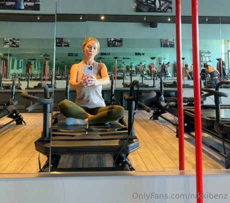 nikkibenz star du porno gratuit galerie