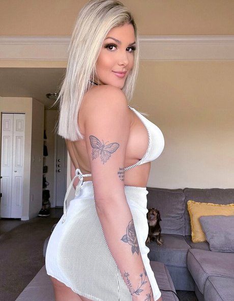 Caterina Thome estrella caliente archivo