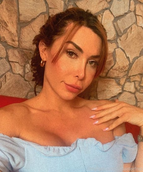 blonde nue onlyfans chaud érotique images