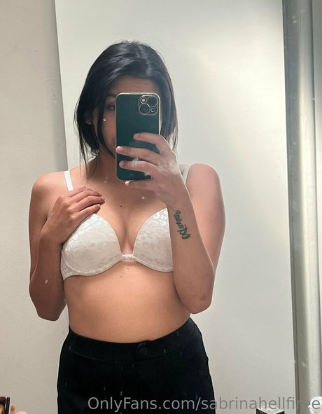 sabrinahellfiree mejor actriz imagen