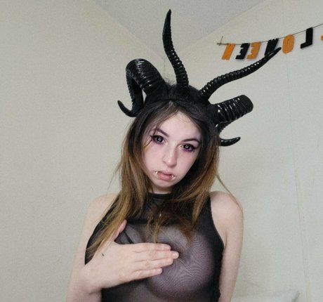 dawnwillow modèle sympa des photos