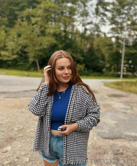 skyli kerr actriz exclusiva galerías