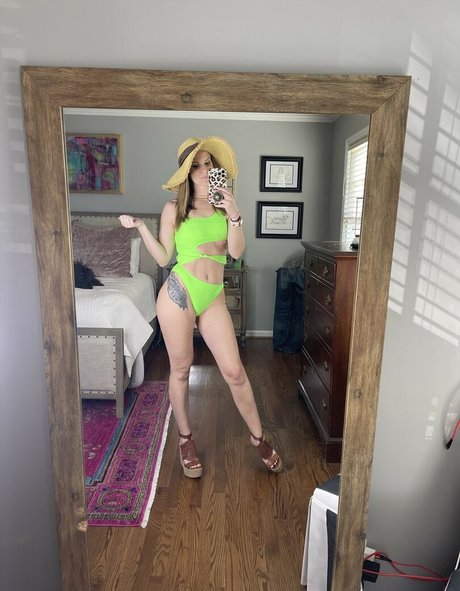 Peach Perfect star du porno belle photo