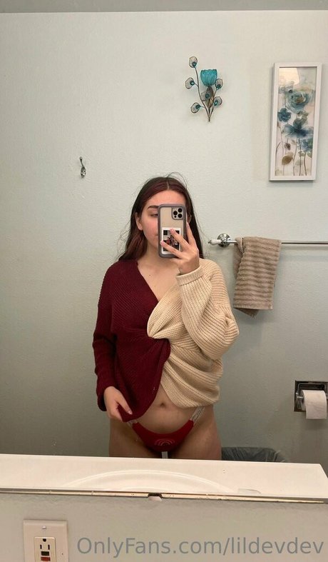 lildevdev erotic pornstar pictures